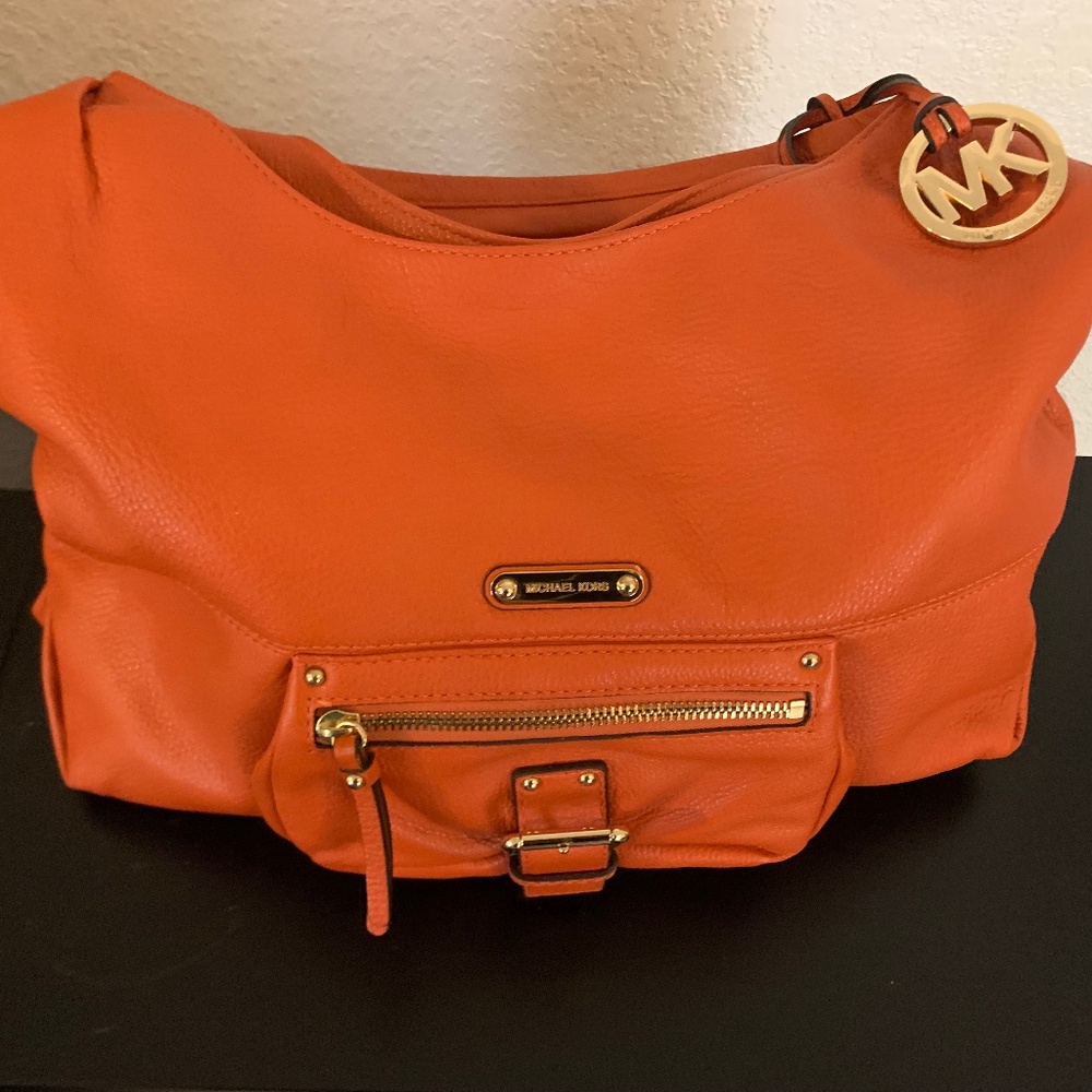 Micheal Kors Shoulder bag
